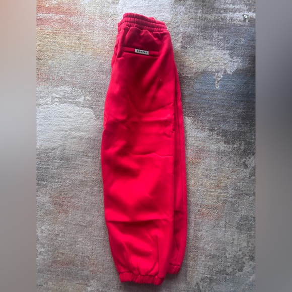 Comfrt Travel Essentials Sweatpants. Crimson. 2XL - Picture 8 of 12